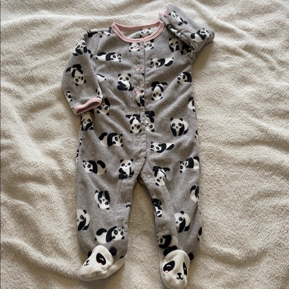 SALE 3/$12 Carter’s Fleece Panda Pajamas
